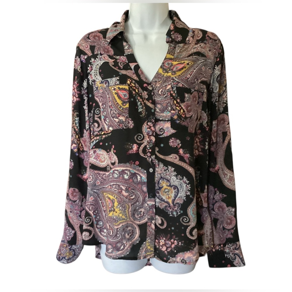 Express paisley blouse. M